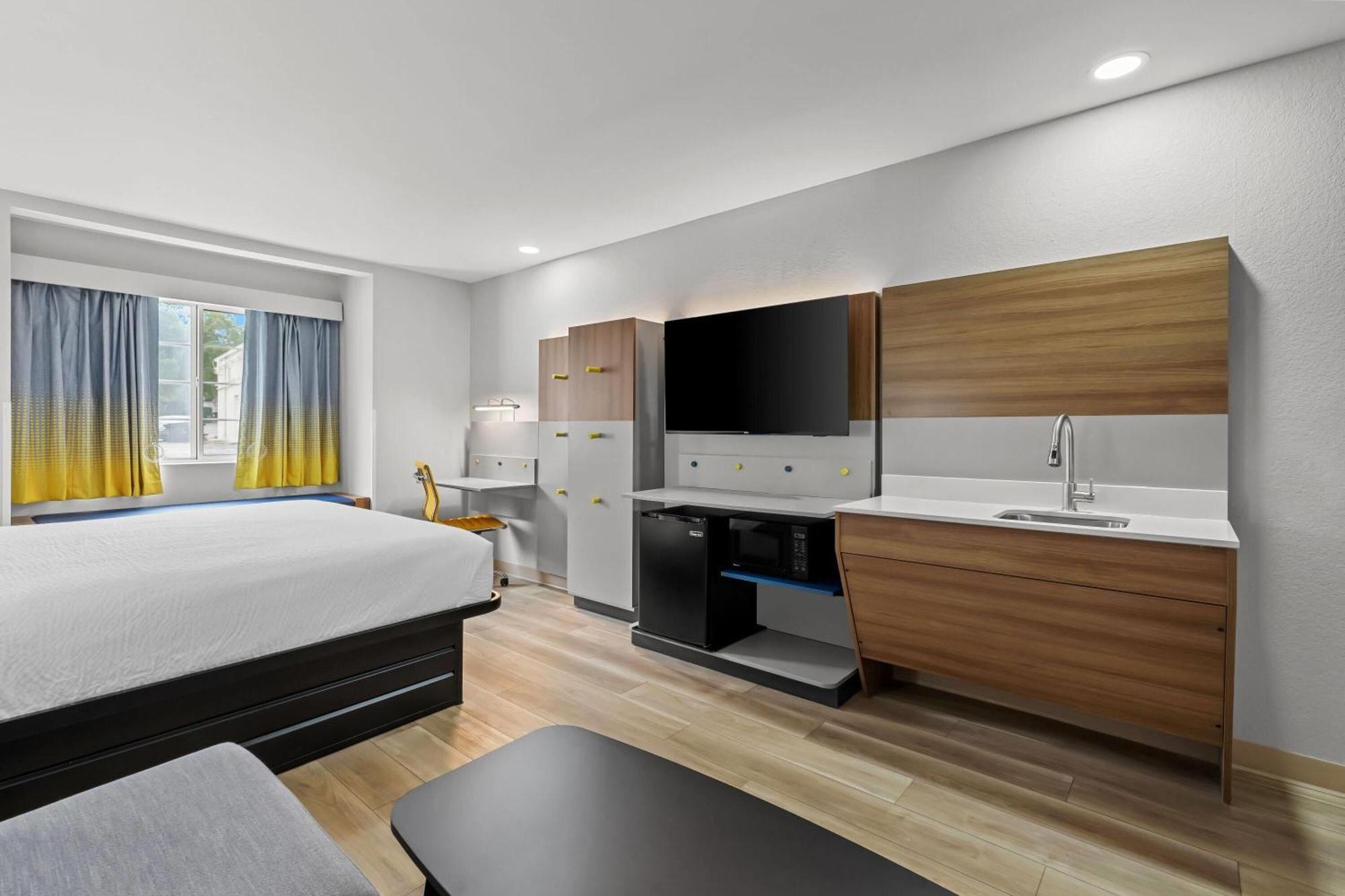 Microtel Inn & Suites By Wyndham Норкрос Екстер'єр фото