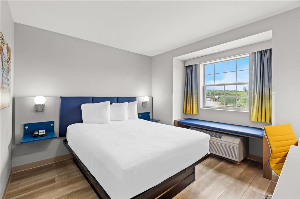 Microtel Inn & Suites By Wyndham Норкрос Номер фото