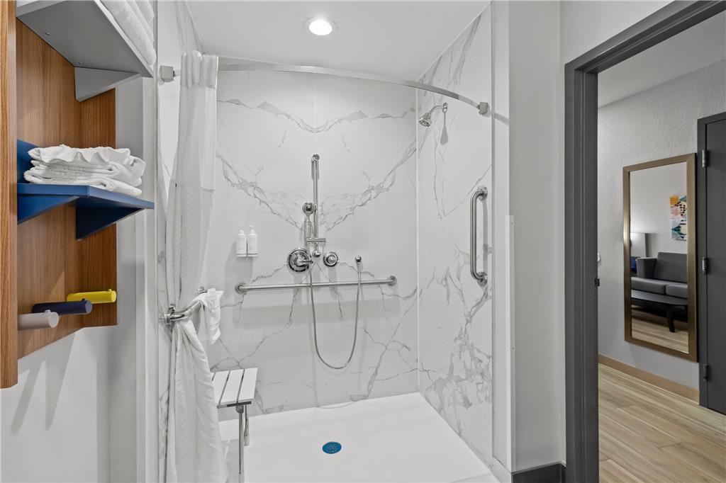 Microtel Inn & Suites By Wyndham Норкрос Номер фото
